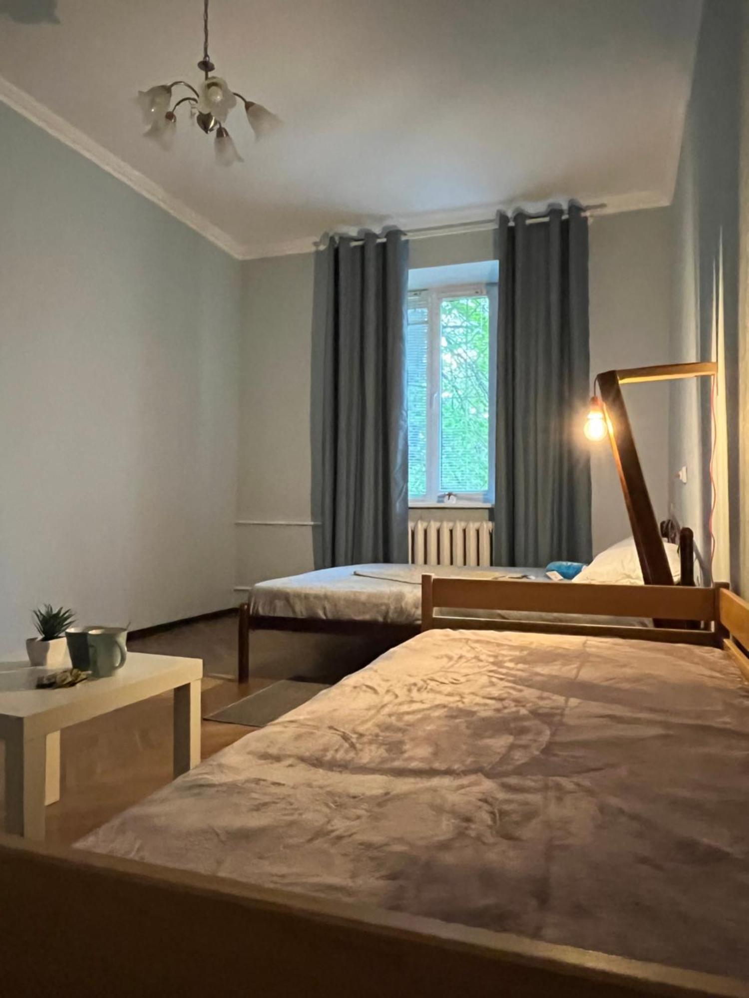 Ararat-Klovskaya Hostel-Apartments Kiev エクステリア 写真