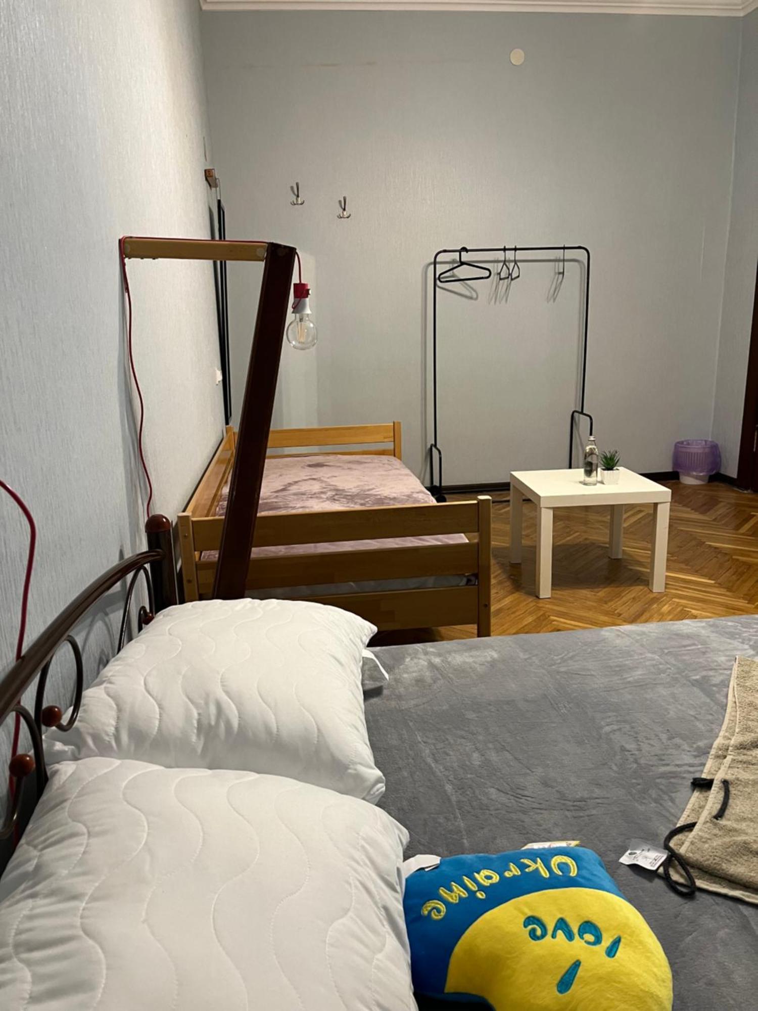 Ararat-Klovskaya Hostel-Apartments Kiev エクステリア 写真