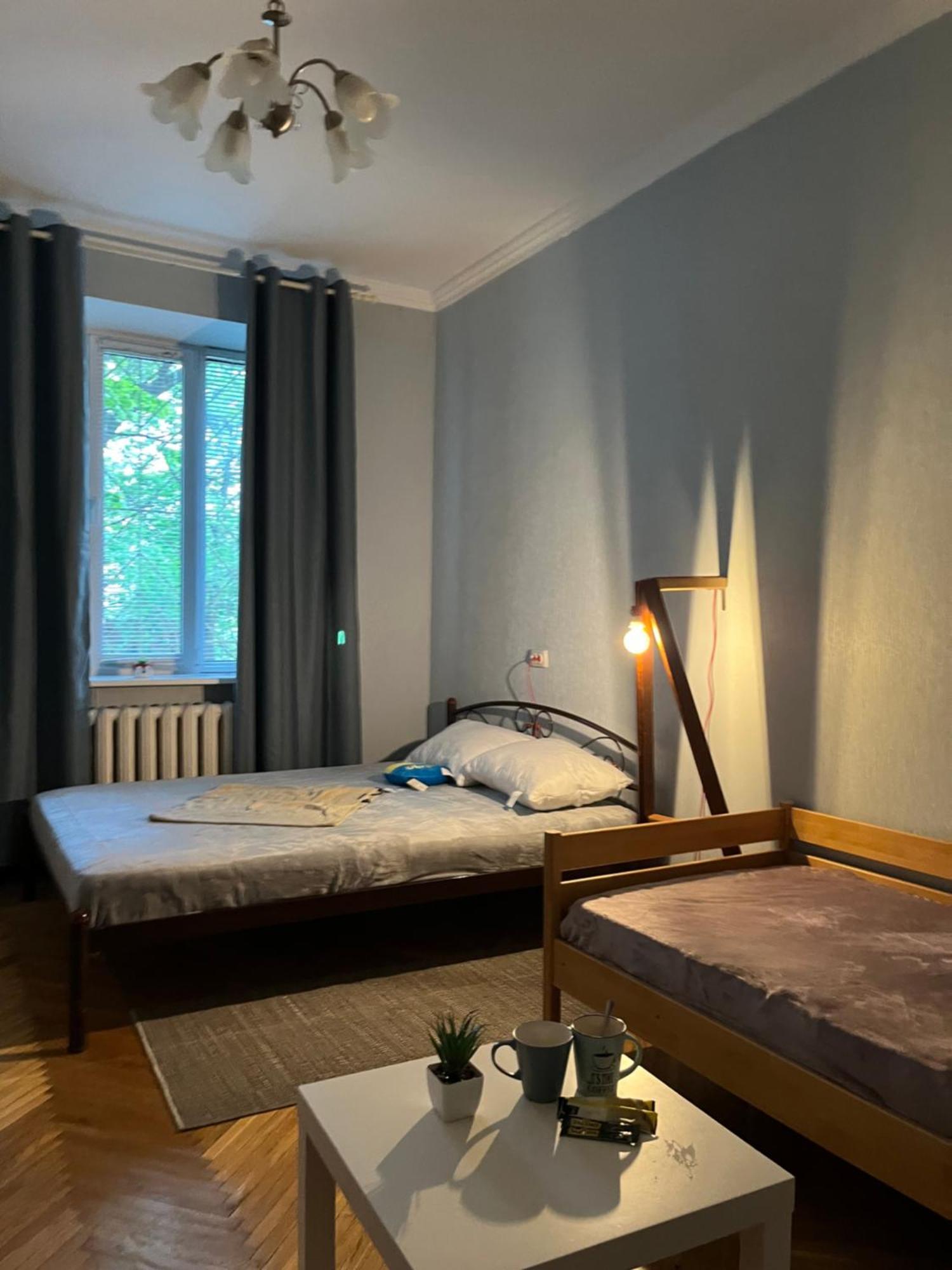 Ararat-Klovskaya Hostel-Apartments Kiev エクステリア 写真